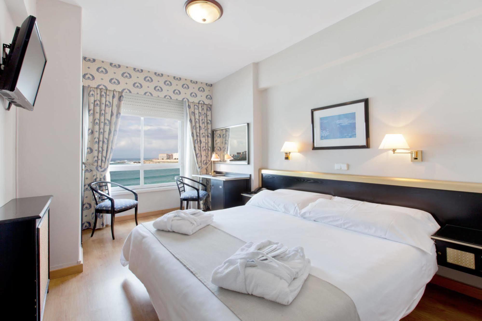 Hotel Riazor La Coruña Esterno foto